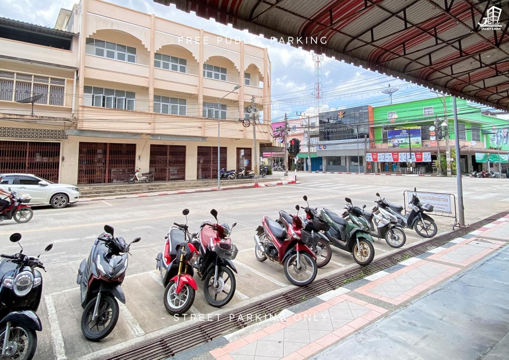 Jacky Chan Hotel Betong Kültér fotó