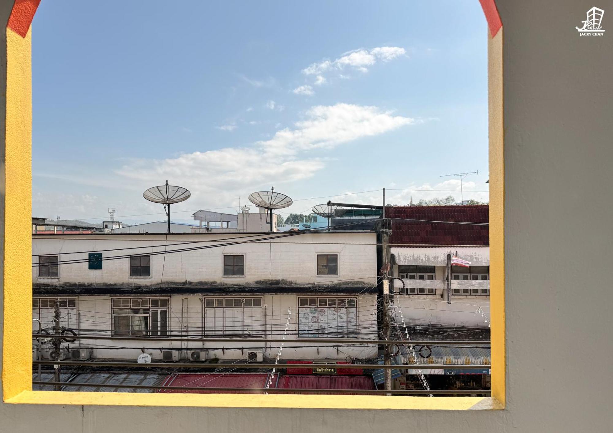 Jacky Chan Hotel Betong Kültér fotó