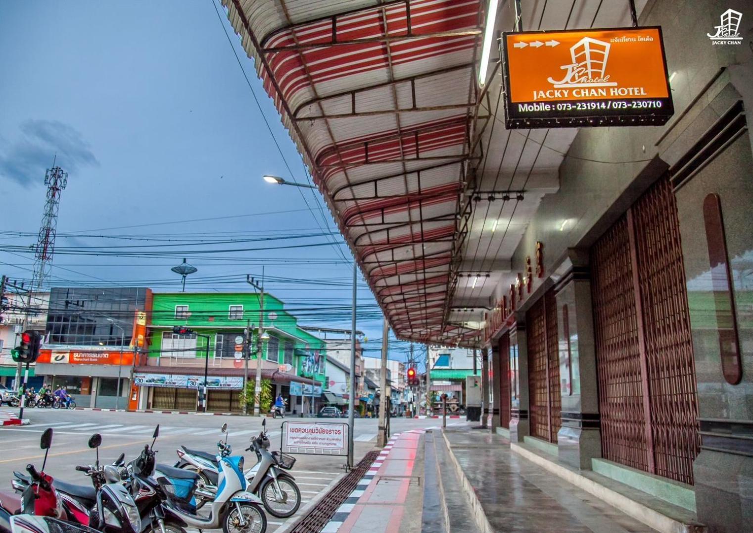 Jacky Chan Hotel Betong Kültér fotó